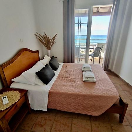 Nereides Apartments Agios Gordios  Eksteriør billede