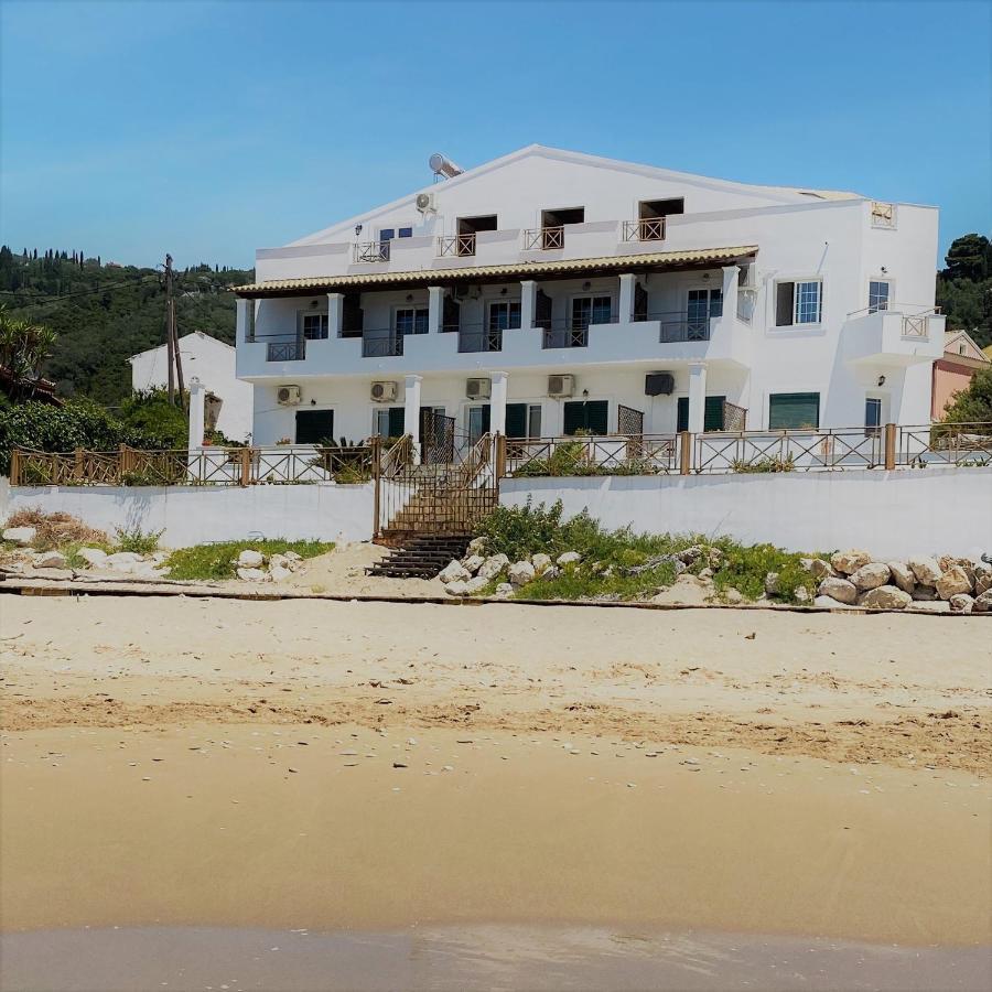 Nereides Apartments Agios Gordios  Eksteriør billede