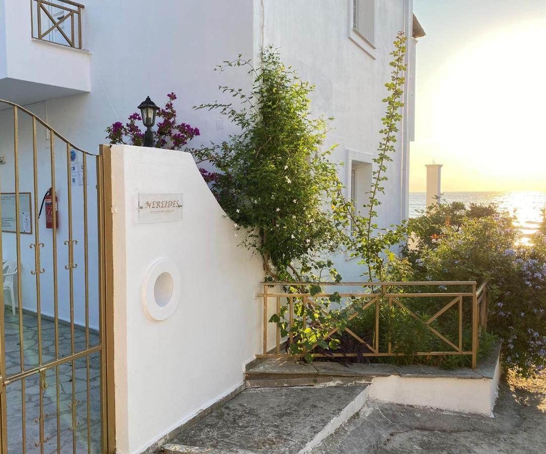 Nereides Apartments Agios Gordios  Eksteriør billede