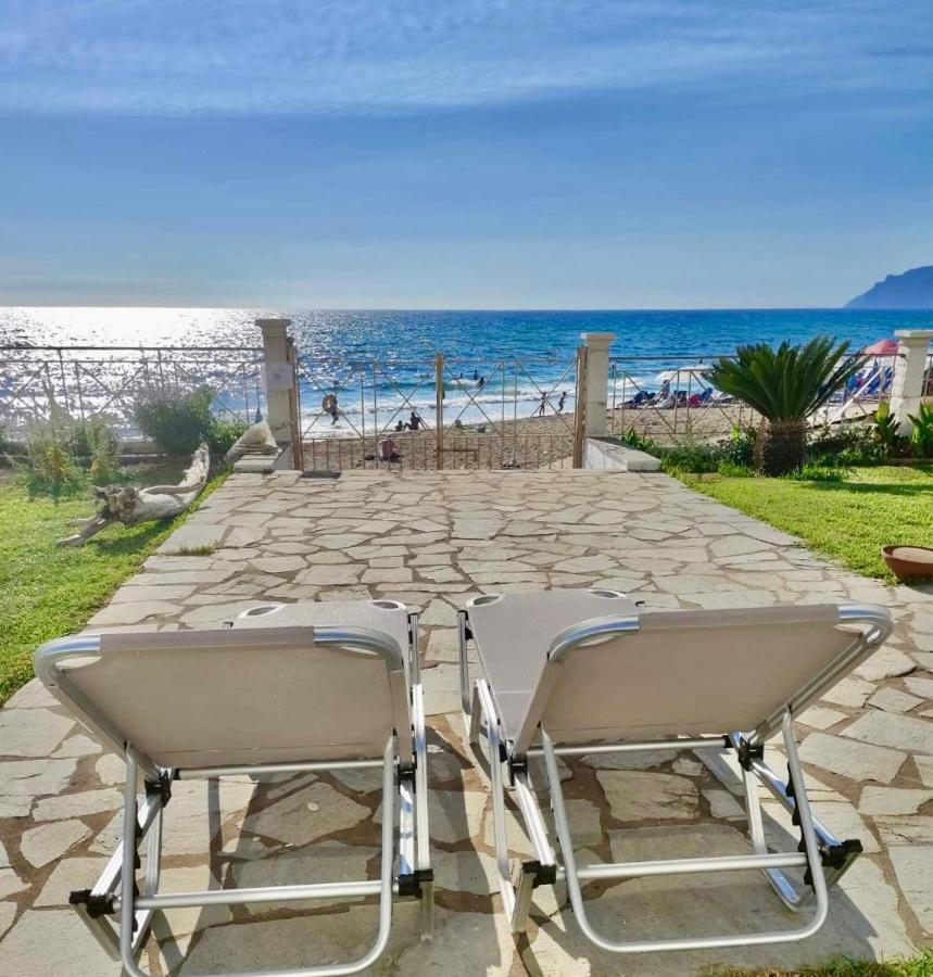 Nereides Apartments Agios Gordios  Eksteriør billede