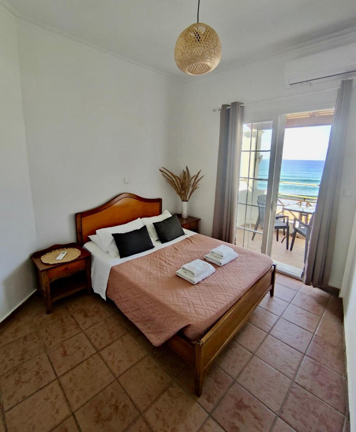 Nereides Apartments Agios Gordios  Eksteriør billede