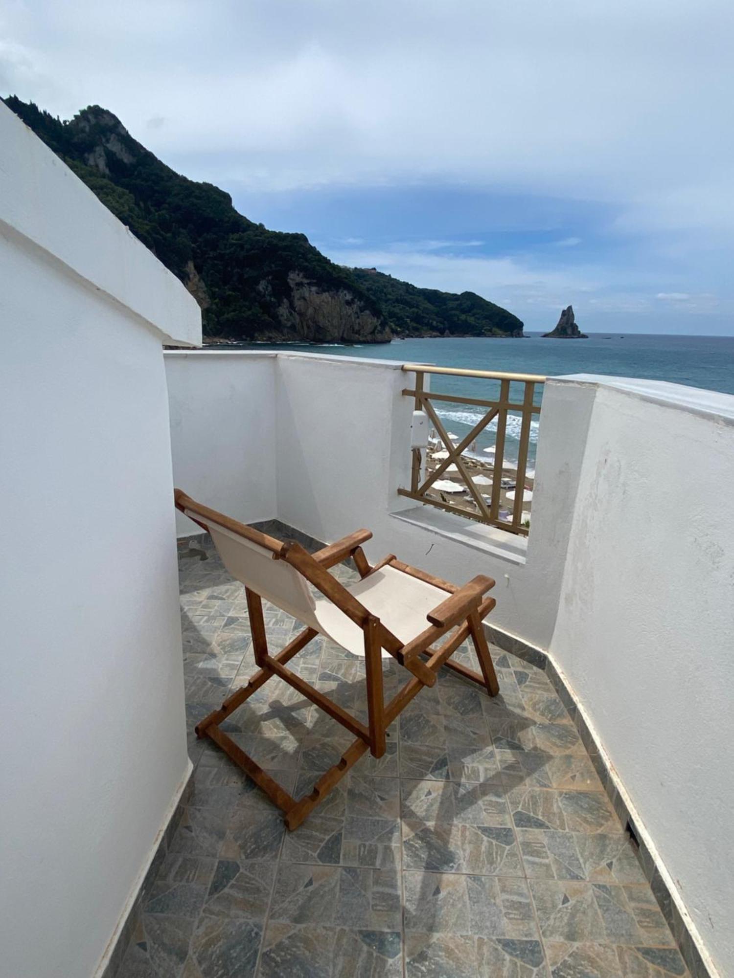 Nereides Apartments Agios Gordios  Eksteriør billede